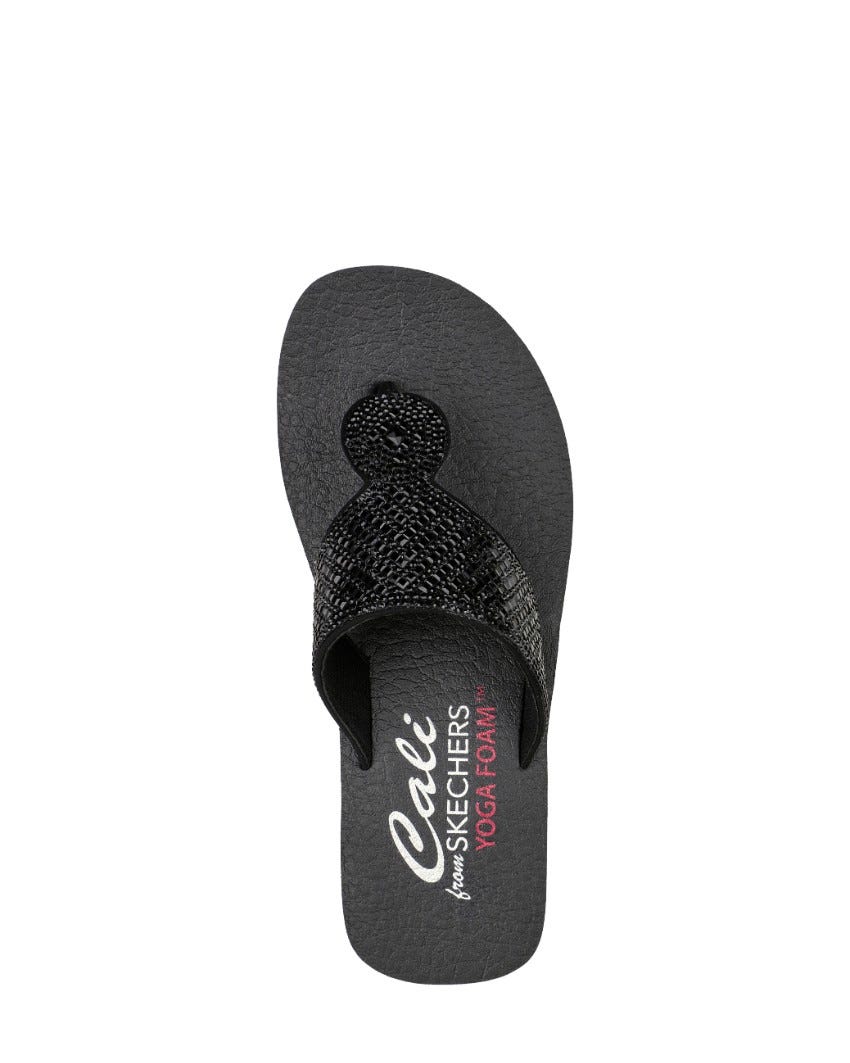 Skechers cali yoga foam hot sale