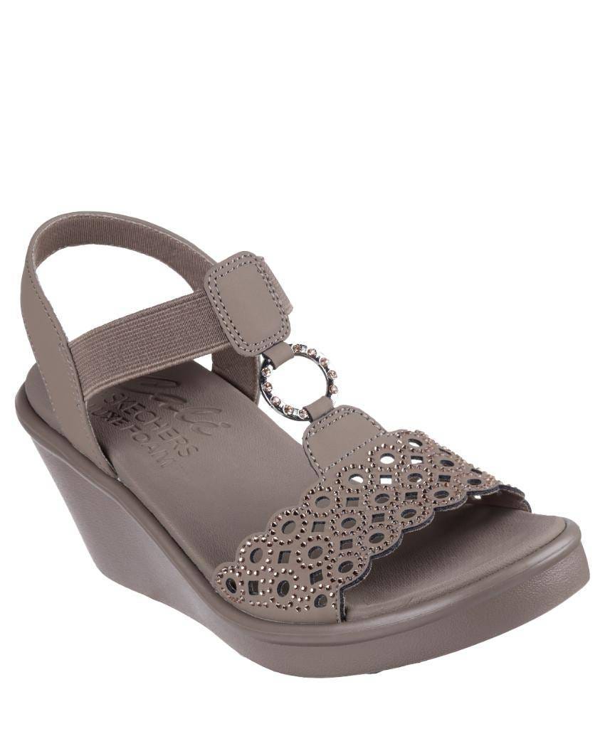Skechers wide fit queen discount